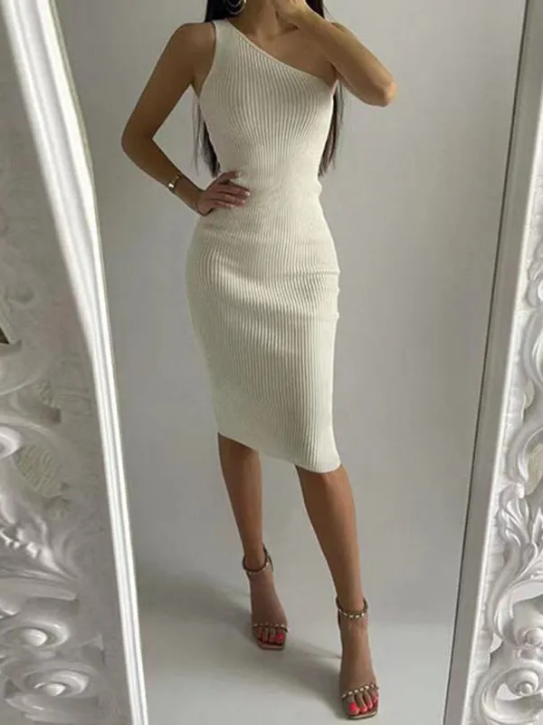 Curve-Hugging One Shoulder Bodycon Midi Dress in High Stretch