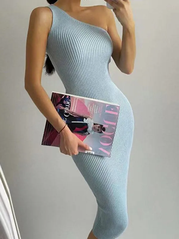 Curve-Hugging One Shoulder Bodycon Midi Dress in High Stretch