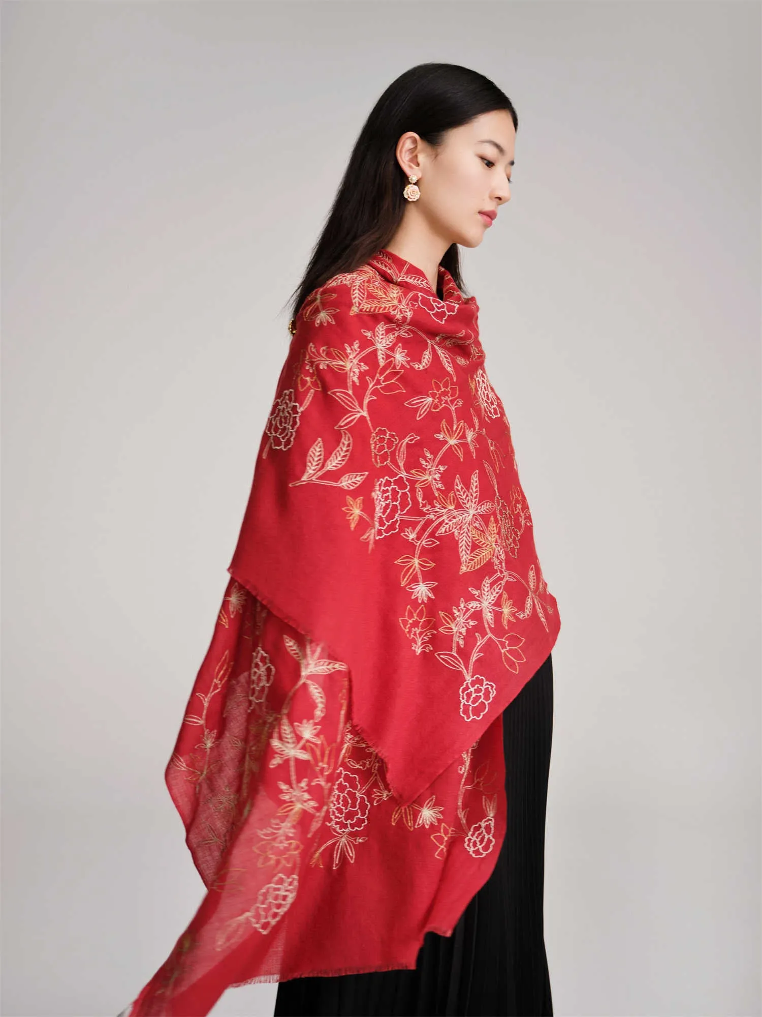 EP YAYING Heavy-duty Embroidery scarf