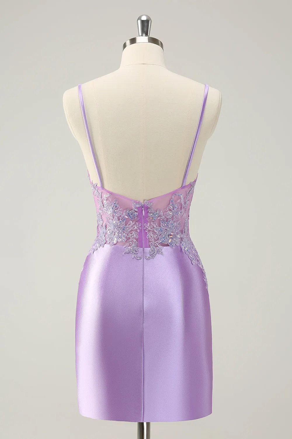 Gorgeous Lilac Bodycon Spaghetti Straps Short Homecoming Dress with Sequins
