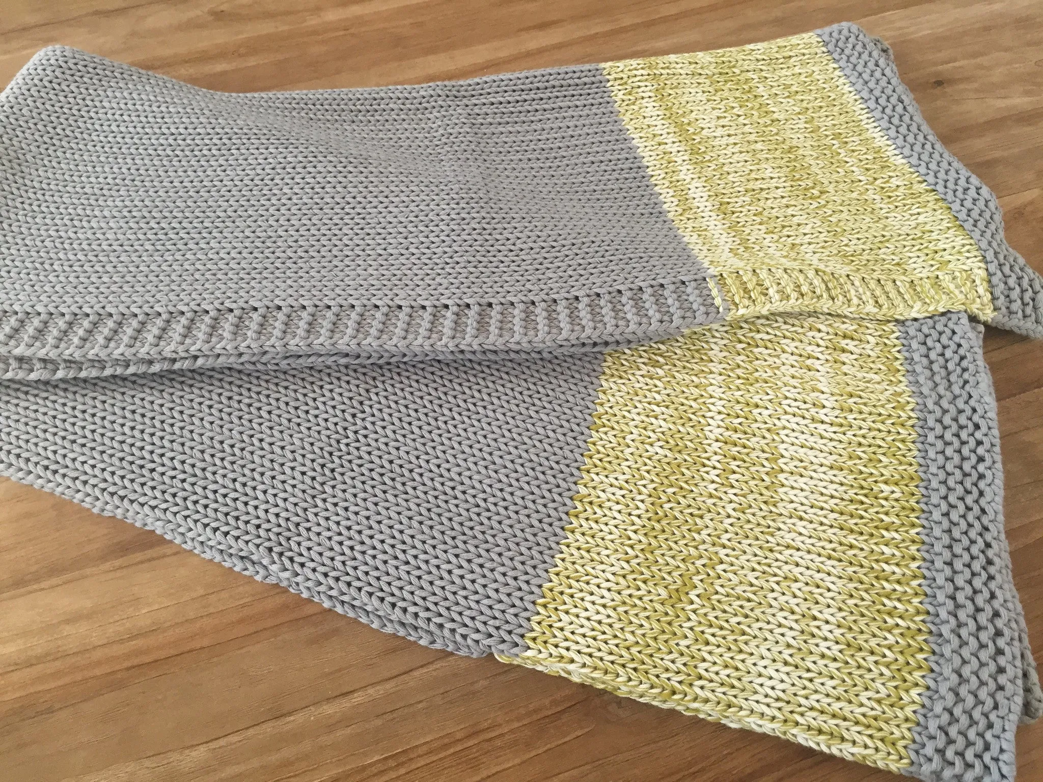 Indus Design Marled Hem Throw Rug Pistachio & Flint