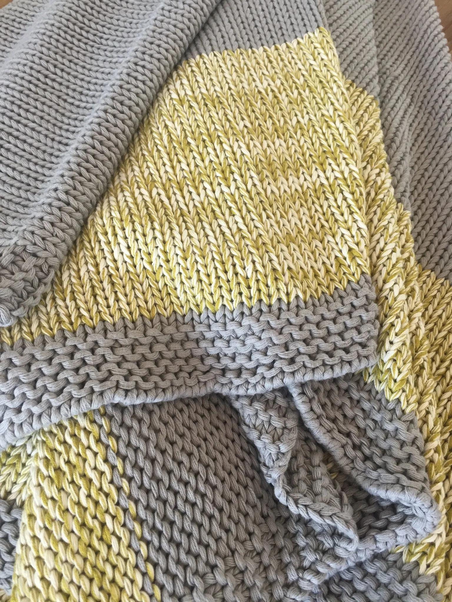 Indus Design Marled Hem Throw Rug Pistachio & Flint