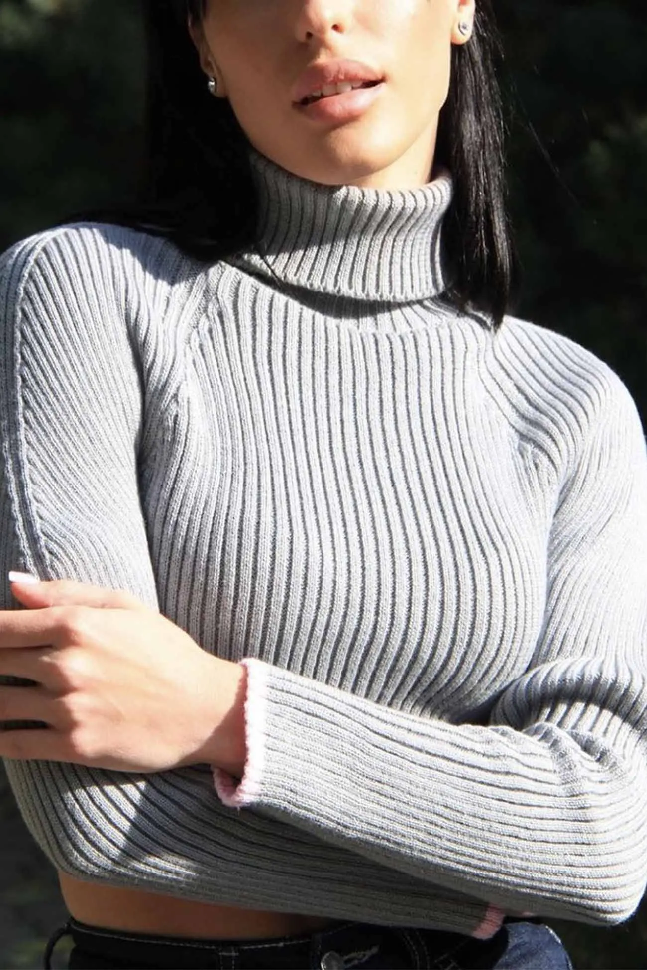 Joskaa Contrast Irregular Hem Turtleneck Sweater