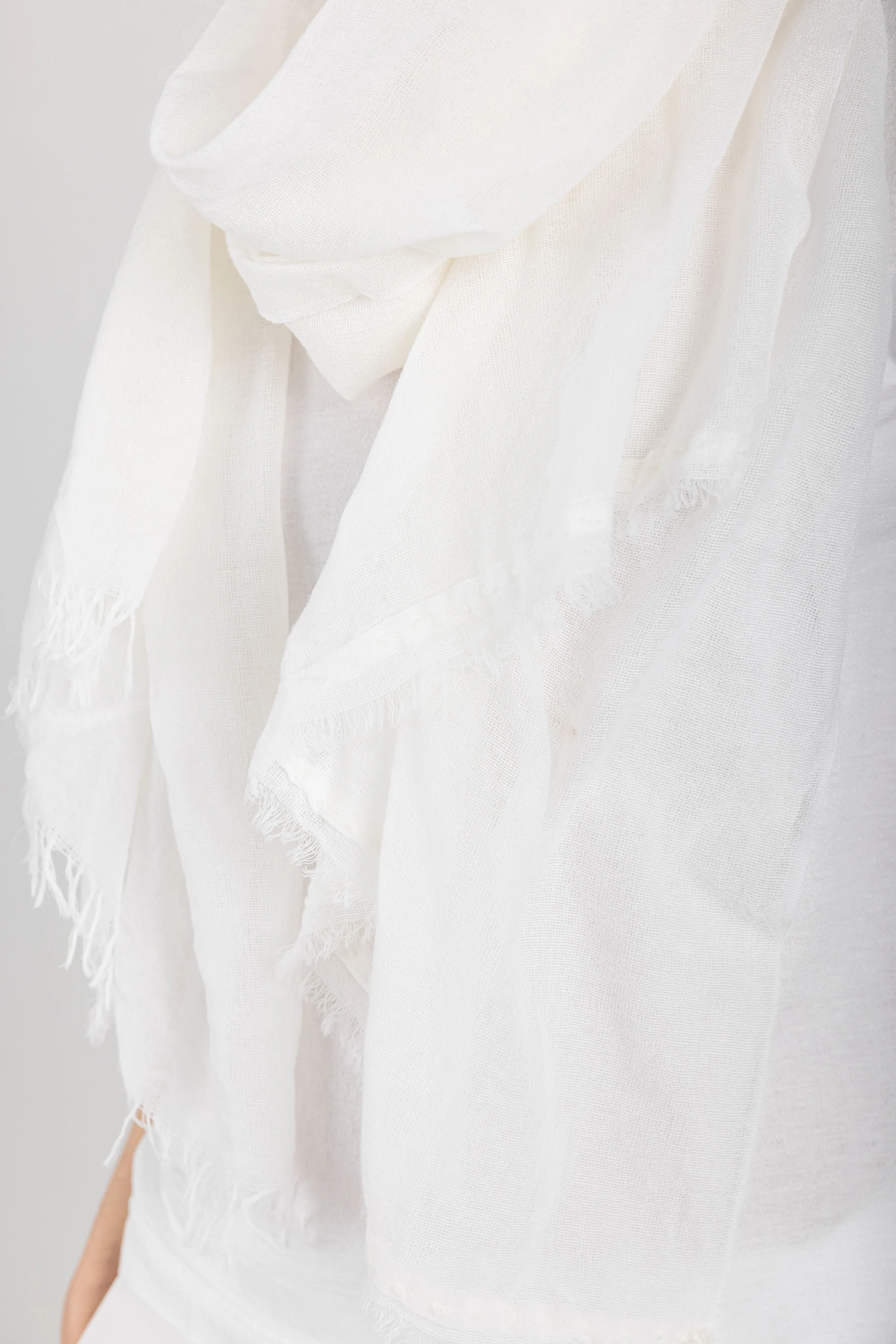 Net Cashmere Scarf in White