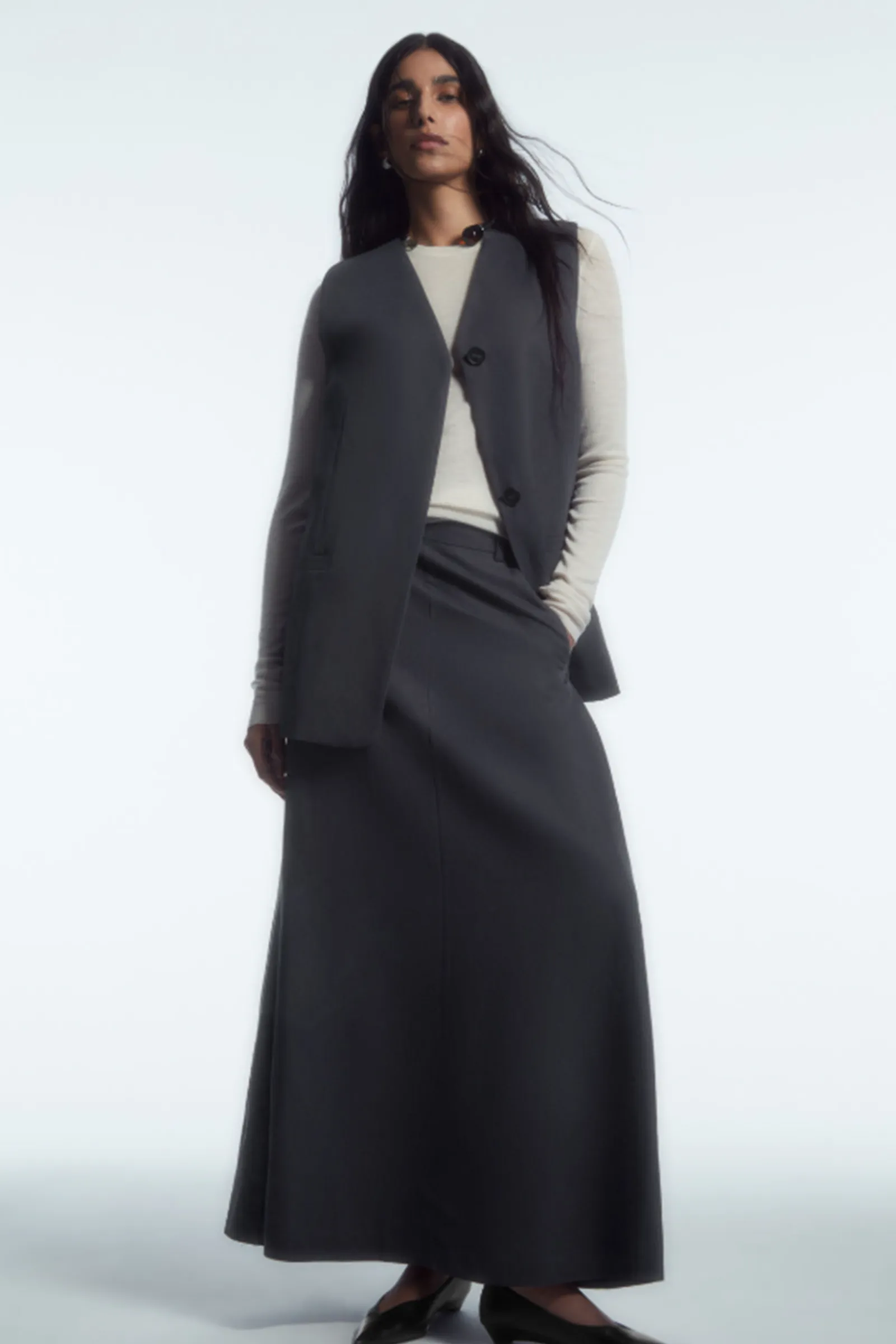 Tailored Linen-Blend Midi Skirt