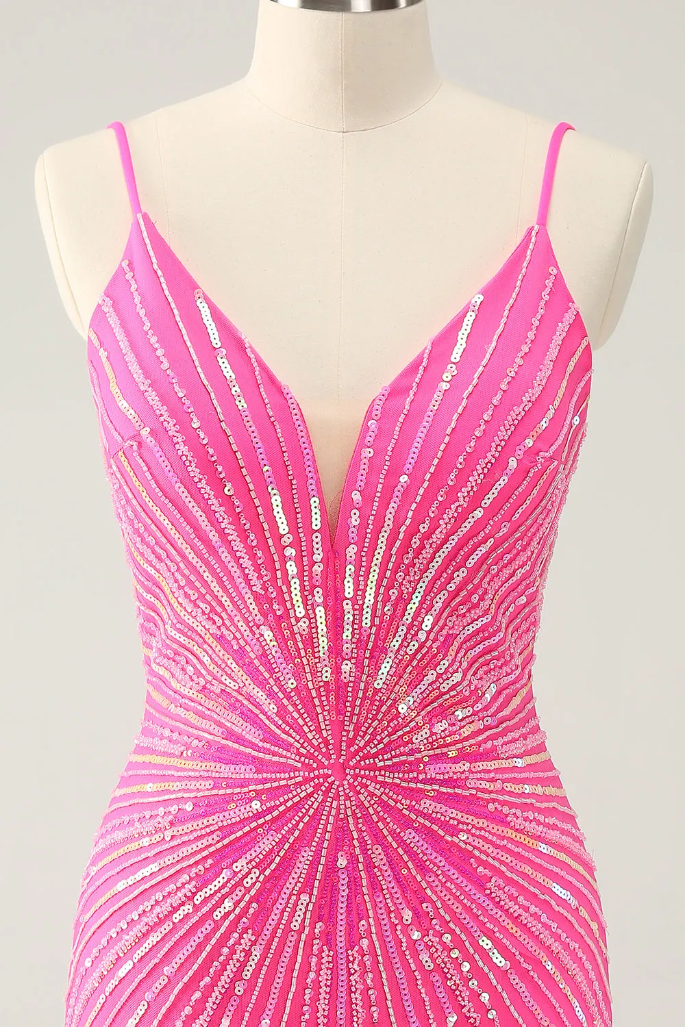Unique Golden Tight Spaghetti Straps Backless Short Homecoming Dress with Sequins
